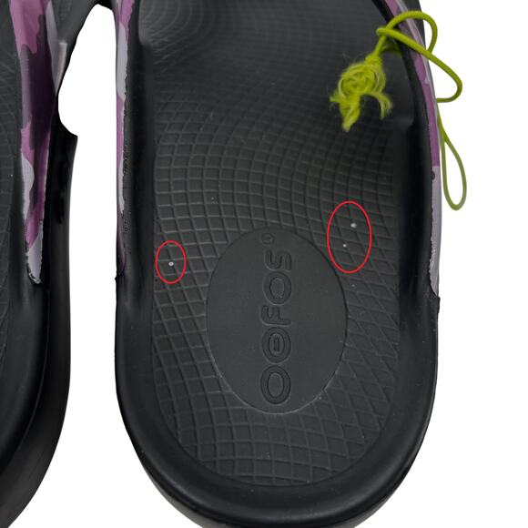Oofos Oolala Flip Flops Thong Sandals Womens 6 Limited Edition Purple Camo Flaw - Picture 4 of 7